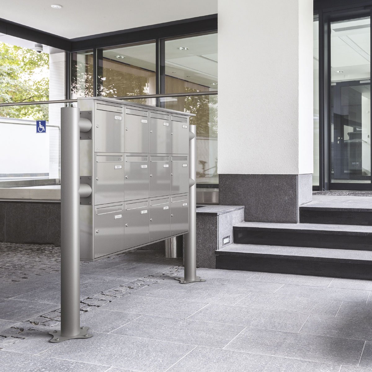 Buzones metálicos verticales resistentes al salitre para exterior – Mundo Buzón