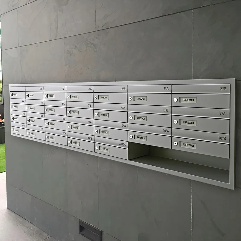 Buzones agrupables exteriores en acero galvanizado y aluminio – Mundo Buzón